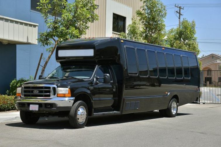 Party Bus Prices Mentor 